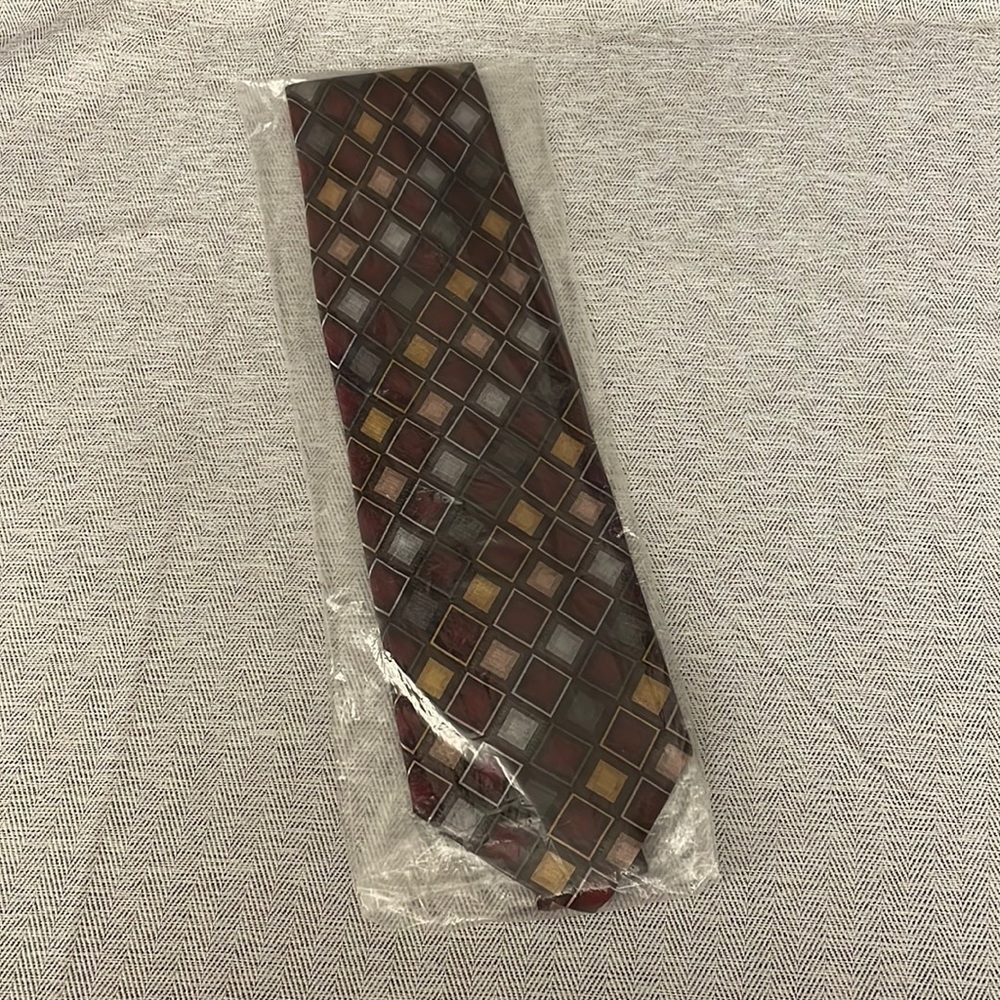 John Blair 100% Silk Necktie Diamond Geometric Print NWOT